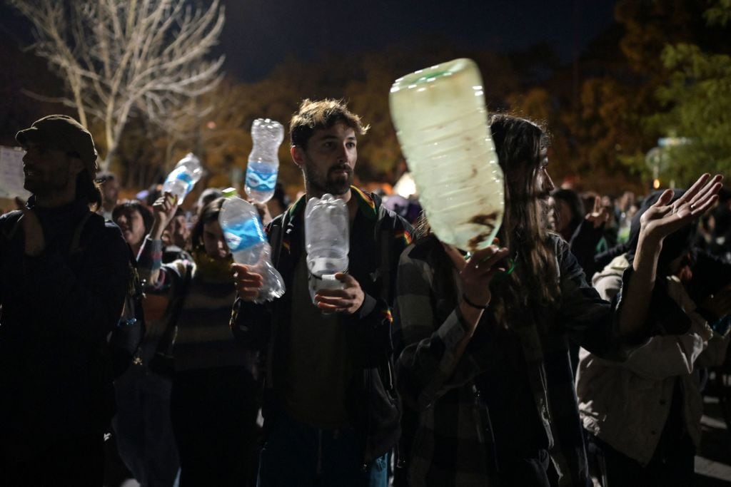 Manifestación por la calidad del agua en Montevideo de Uruguay