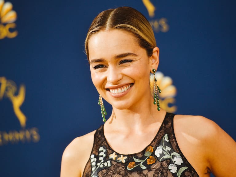 ¡Son idénticas!: Emilia Clarke chilena causa furor en TikTok con sus videos