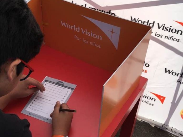 Los niños y adolescentes también votaron: más de 17 mil participantes tuvo el «plebiscito alternativo» de World Vision