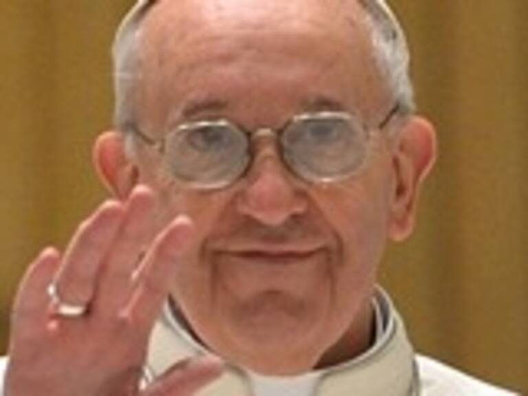 Papa Francisco visitó a Benedicto XVI en Castel Gandolfo