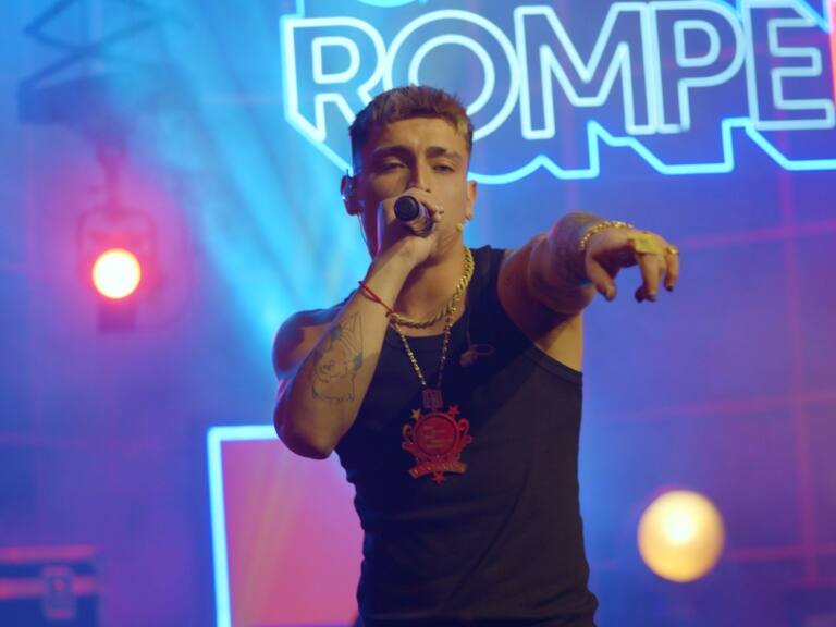 Amazon Music lanza ROMPE Chile de la mano del artista urbano AK4:20