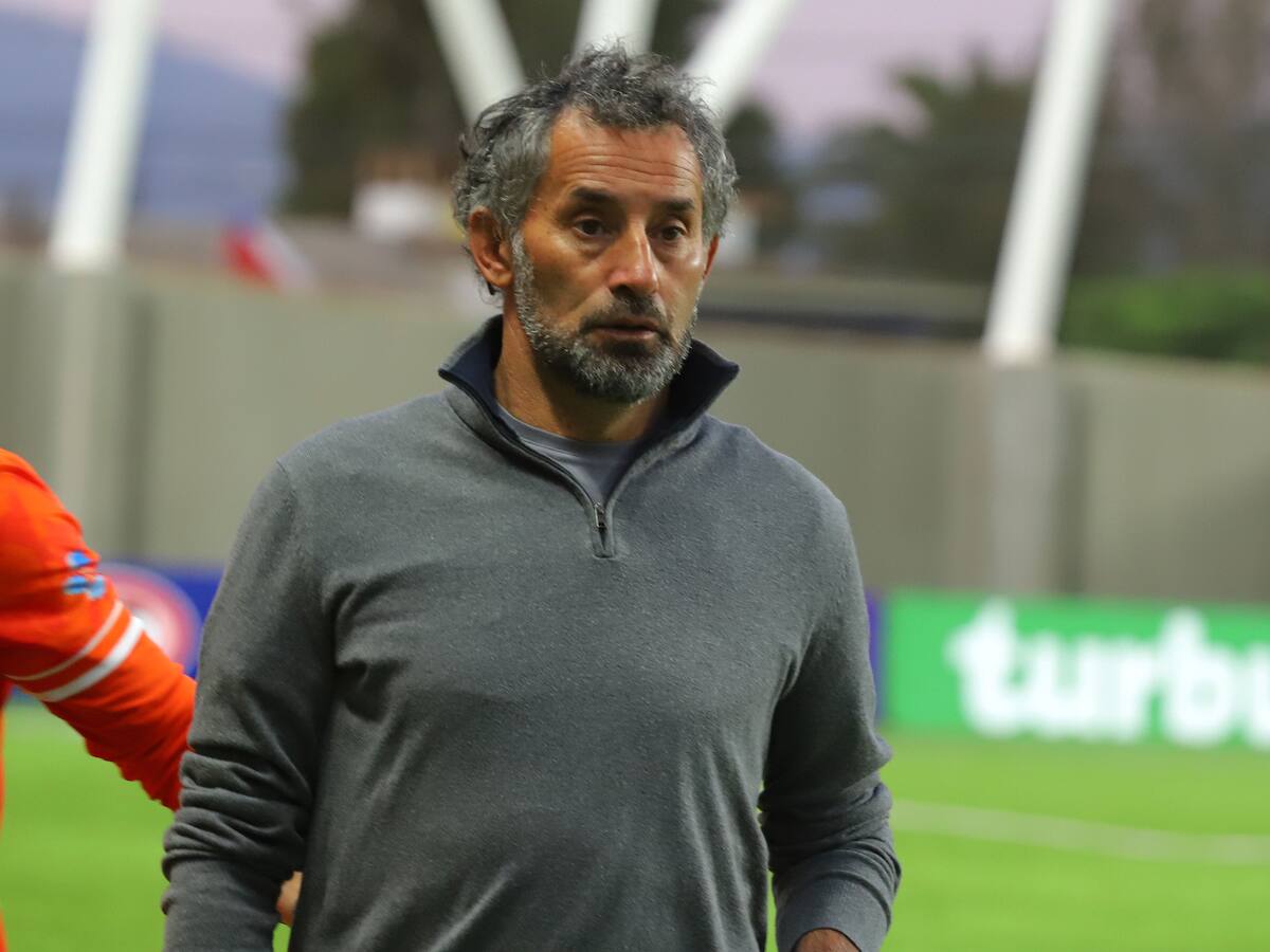 Miguel Ponce anticipa el debut de Unión Española ante Colo Colo: “Nos enfrentamos a un muy buen equipo”