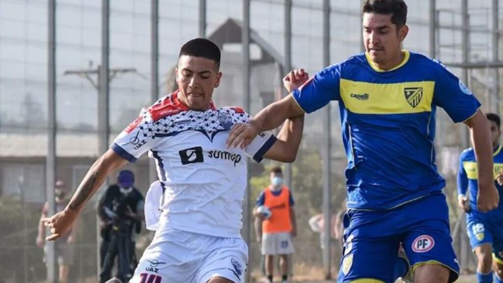 Programación fútbol chileno: ¿Qué partidos se juegan hoy, 2 de agosto, y quién transmite?