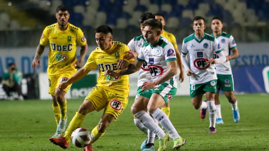 Reajustan horarios de tres partidos por la fecha 17 de la Primera B
