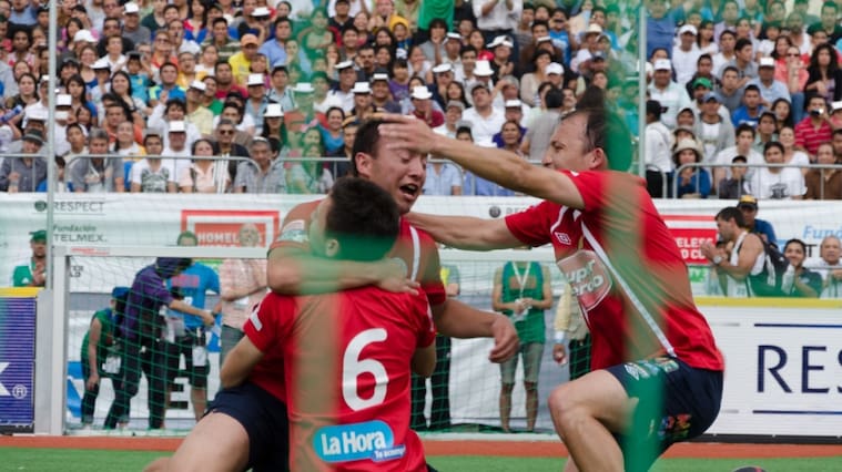 Selecciones chilenas de Fútbol Calle viajan a Estados Unidos para competir en el Mundial