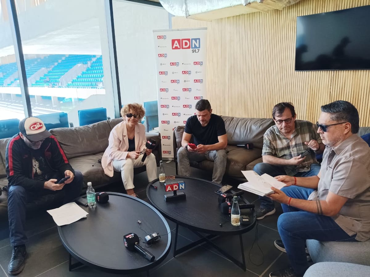 Los Tenores conversaron con directivos de River Plate, Peñarol y América en un programa especial desde el Claro Arena