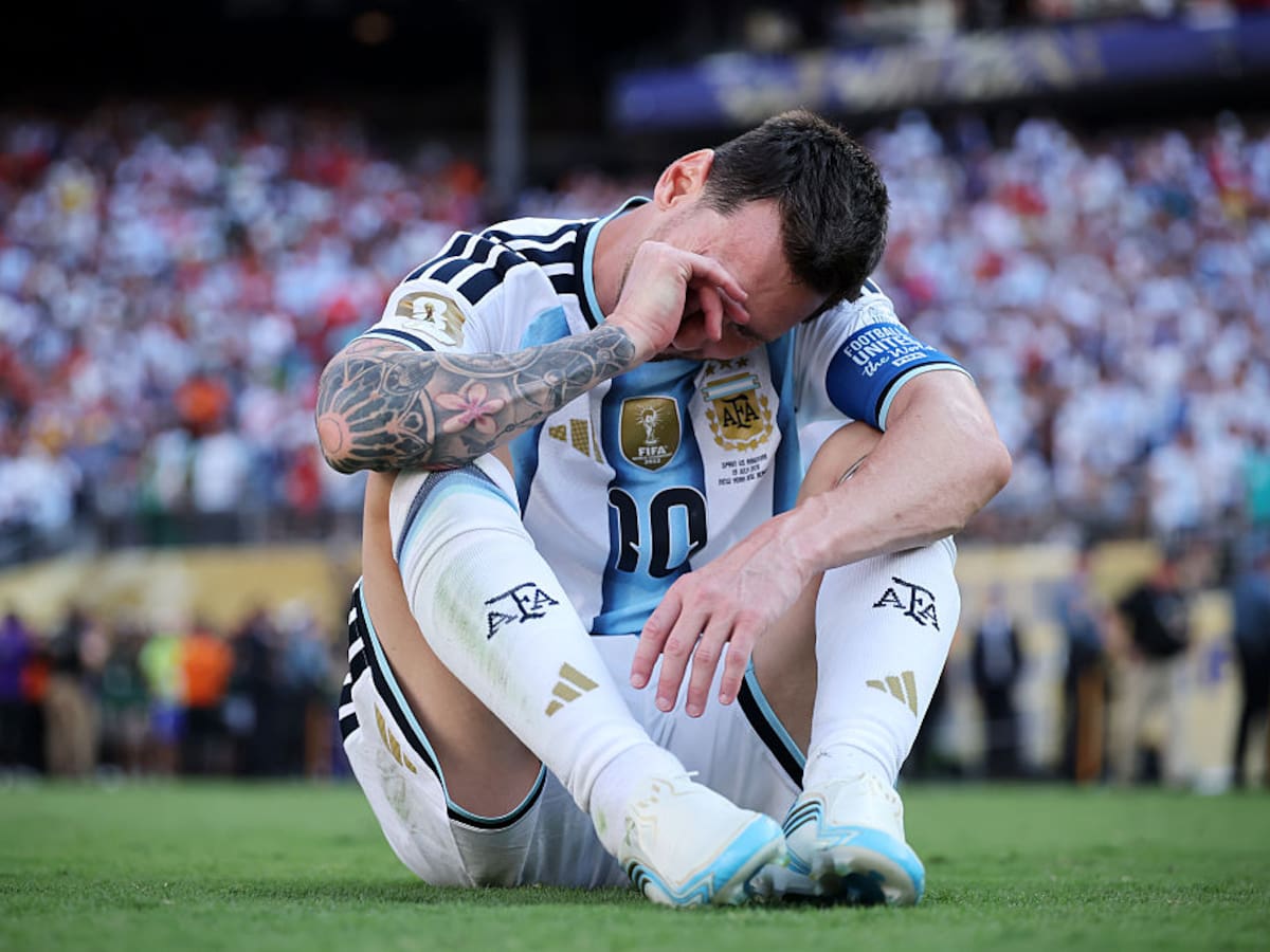 Expresidente español destroza a la selección argentina: “Lloran mejor que nadie, se portan muy mal...”