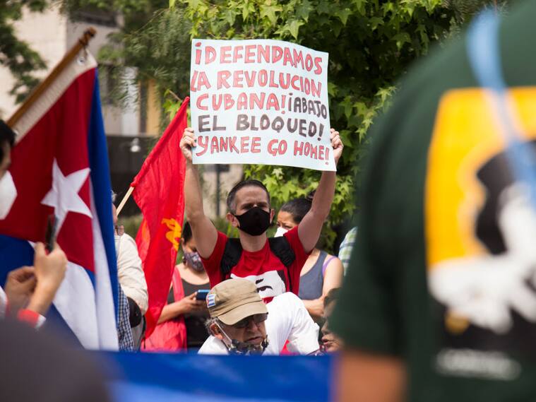 Protesta a favor de Cuba en la capital mexicana