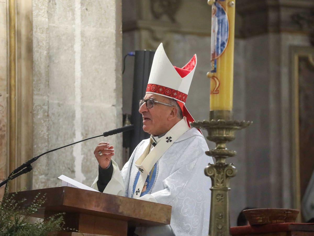 Cardenal Chomalí interpela al mundo empresarial y advierte: “El trabajo jamás puede competir con la familia”