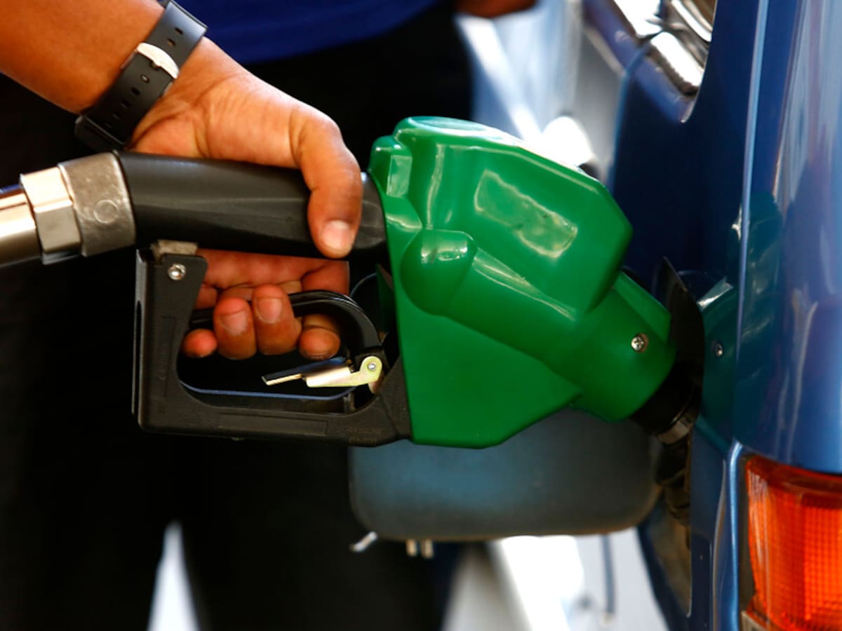 ENAP informó que el precio de las bencinas se seguirá incrementando para la segunda y tercera semana de junio