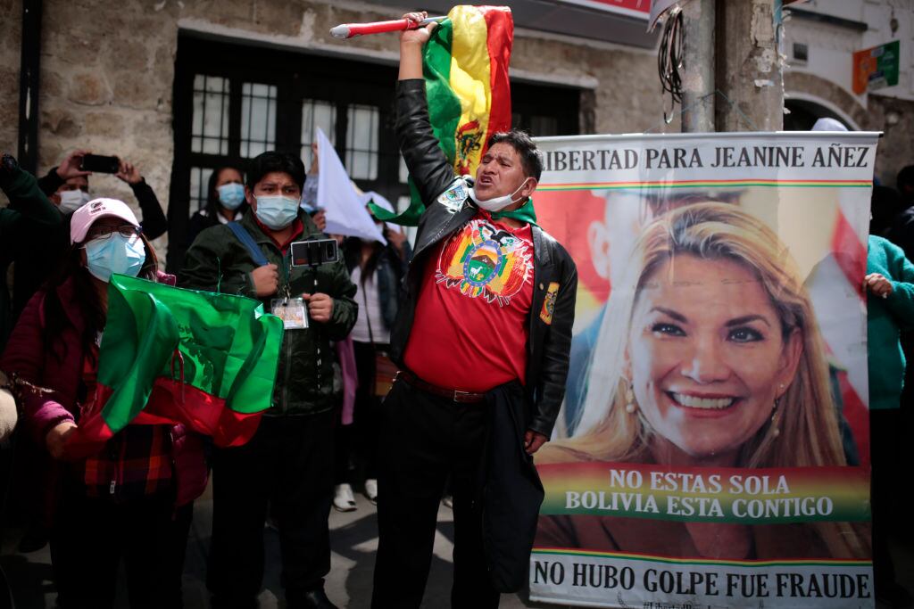 Seguidores de exmandataria boliviana Jeanine Áñez piden su liberación