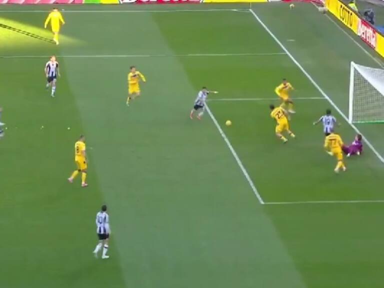 En área chica y sin arquero: así fue la increíble doble ocasión que desperdició Alexis Sánchez en el empate entre Udinese y Atalanta