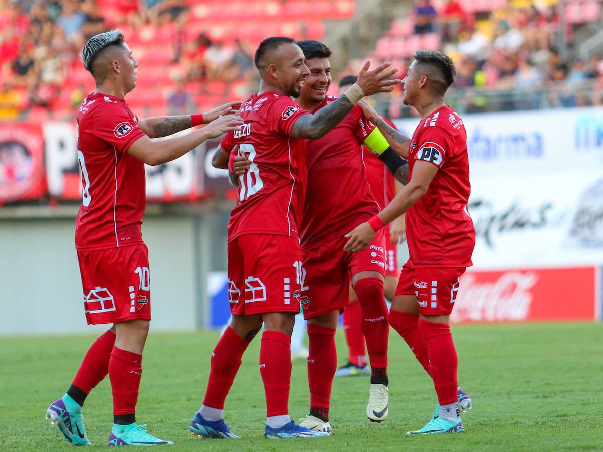 Fue el tapado de la “Noche Roja”: Ñublense anuncia el fichaje de un ex Colo Colo para la temporada 2024