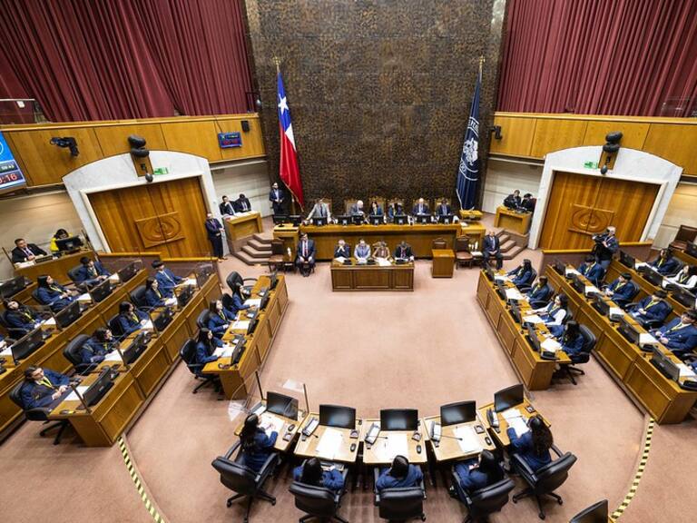 “Por sus fallos en contra de las isapres y los abusos del poder económico”: el reclamo de los senadores oficialista por la AC contra Sergio Muñoz