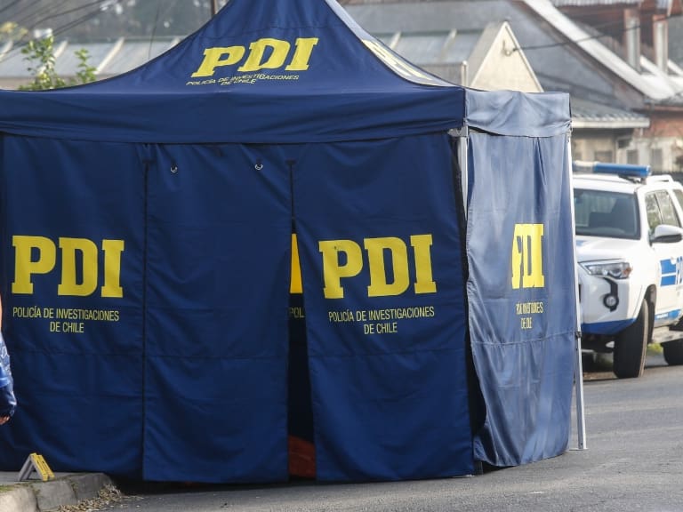 Homicidio en Santiago: hombre muere tras ser apuñalado durante pelea