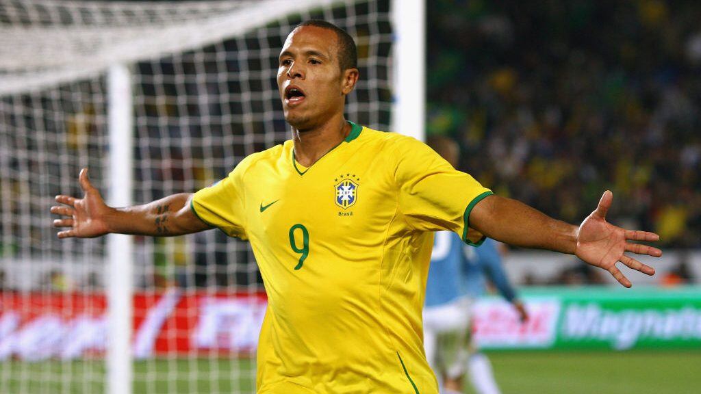 PRETORIA, SOUTH AFRICA - JUNE 21: Luis Fabiano of Brazil celebrates after scoring his second goal during the FIFA Confederations Cup match between Italy and Brazil at the Loftus Versfeld Stadium on June 21, 2009 in Pretoria, South Africa. (Photo by Alex Livesey/Getty Images)