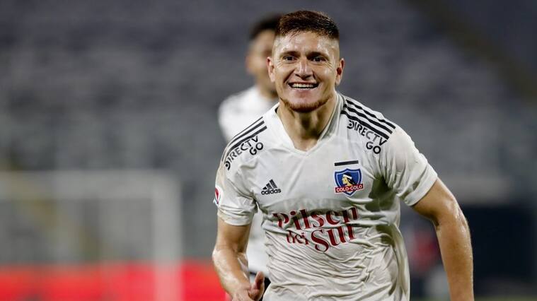 8 de Mayo del 2021/SANTIAGOLeonardo Gil(c) celebra su primer gol y el 1 a 0 de Colo Colo ,durante el partido valido por la séptima fecha del Campeonato Nacional AFP PlanVital 2021, entre Colo Colo vs Palestino, disputado en el Estadio Monumental.
FOTO:FRANCISCO LONGA/AGENCIAUNO