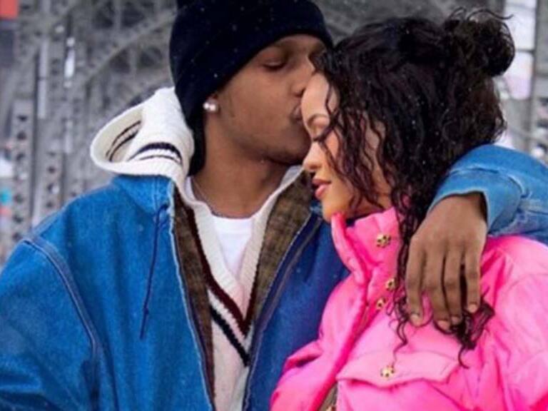 Rihanna embarazada de su primer hijo