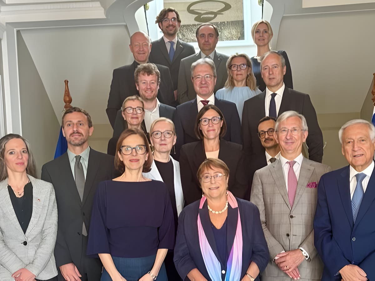 Bachelet tiene reunión con embajadores de la UE en Chile para exponer su visión sobre candidatura a la ONU