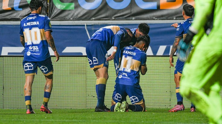 El golazo con que Everton dejó atrás la desventaja numérica ante Audax Italiano