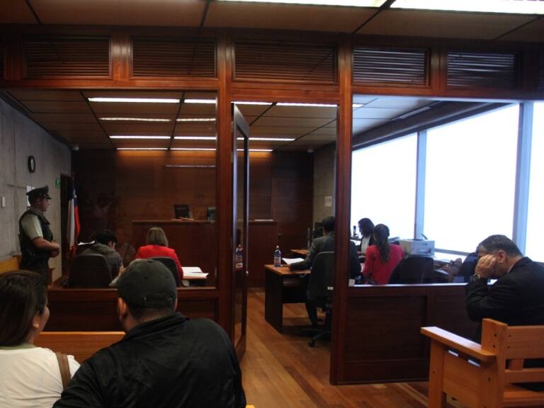 Condenan a hombre por femicidio frustrado en Las Condes: víctima había cambiado la versión de los hechos