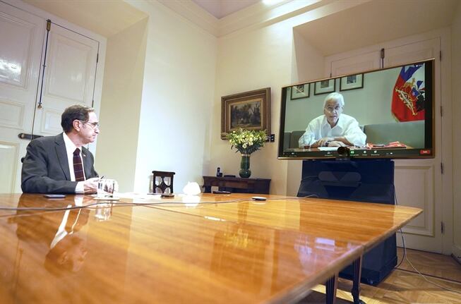 La reunión telemática del Presidente Piñera con el ministro de Justicia, Hernán Larraín. Foto: Prensa Presidencia