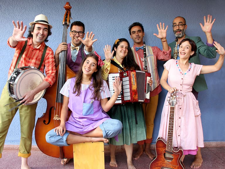 «Los Patapelá» estarán presentes en el Festival Quédate en Casa Kids 2: «Más que música para niños, buscamos hacer teatro familiar»