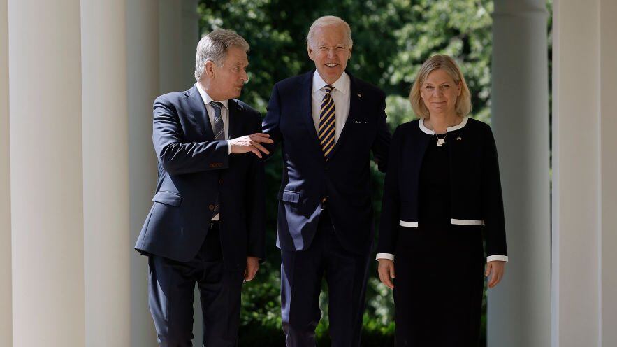WASHINGTON, DC - MAY 19: U.S. President Joe Biden (C) walks with Finland's President Sauli Niinisto (L) and Sweden's Prime Minister Magdalena Andersson along the Rose Garden colonnade  before making statements to the press at the White House on May 19, 2022 in Washington, DC. The leaders are meeting with President Biden and other U.S. officials to discuss the two countries request to join the NATO alliance in the wake of Russia's invasion of Ukraine. (Photo by Chip Somodevilla/Getty Images)