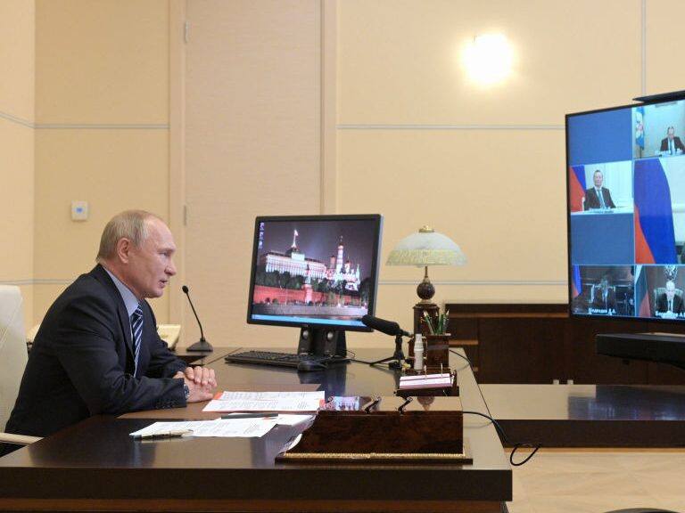 MOSCOW REGION, RUSSIA - JULY 24, 2020: Russia&#039;s President Vladimir Putin holds a meeting with permanent members of the Russian Security Council via video link from Novo-Ogarevo residence. Alexei Druzhinin/Russian Presidential Press and Information Office/TASS (Photo by Alexei DruzhininTASS via Getty Images)