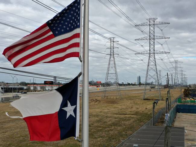 Empresas eléctrica enfrentan problemas tras corte masivo en Texas