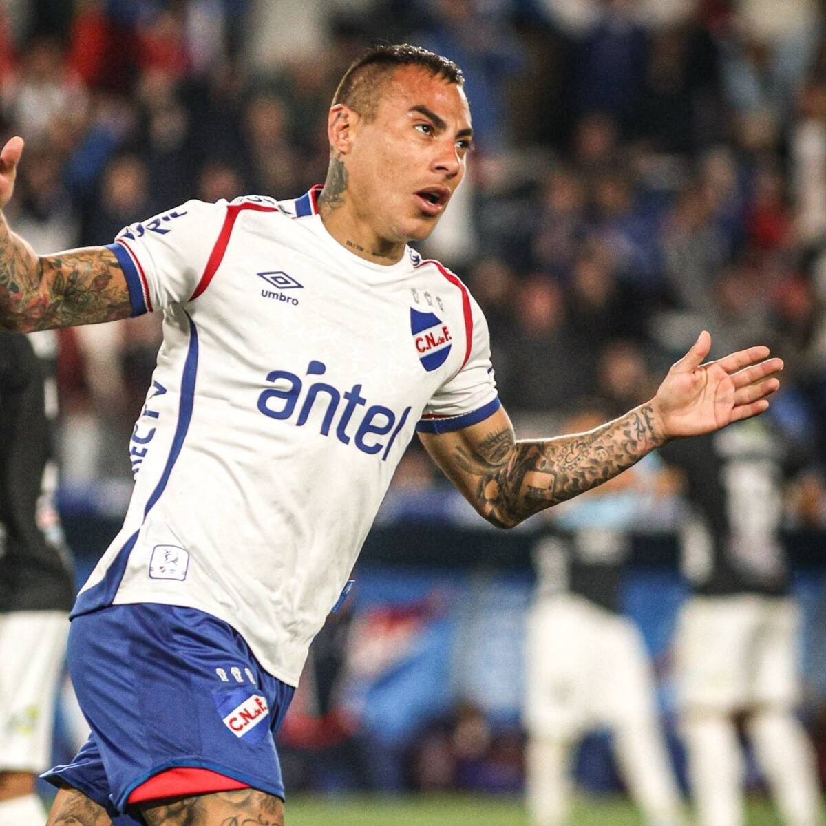 Con breve mensaje: Nacional se despide de Eduardo Vargas y el chileno ya es jugador libre para firmar por otro club