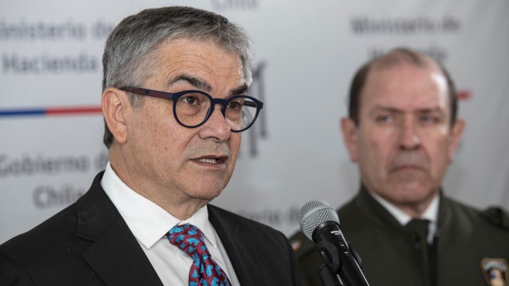 Ministro Marcel admite dificultad en condonación del CAE