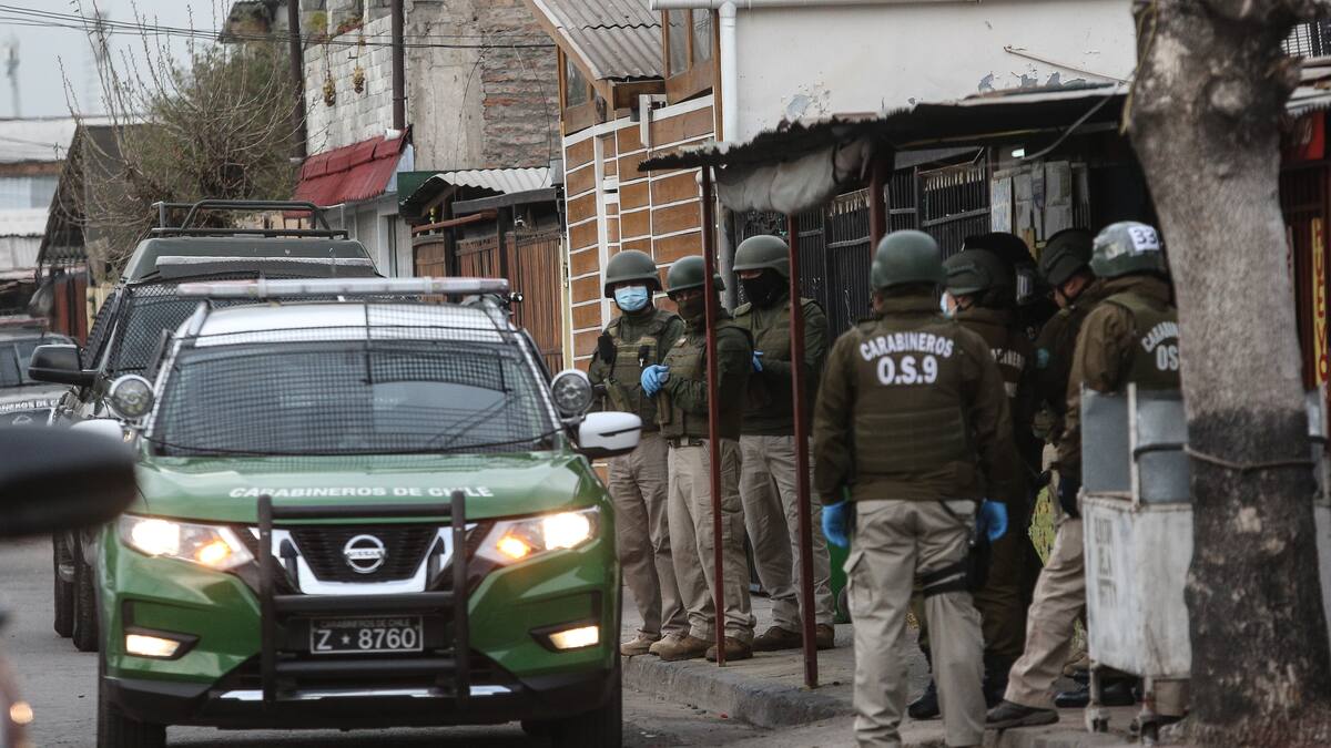 Desarticulan puntos de venta de droga en Maipú: uno funcionaba como almacén y estaba cerca de la “casa de la tortura”