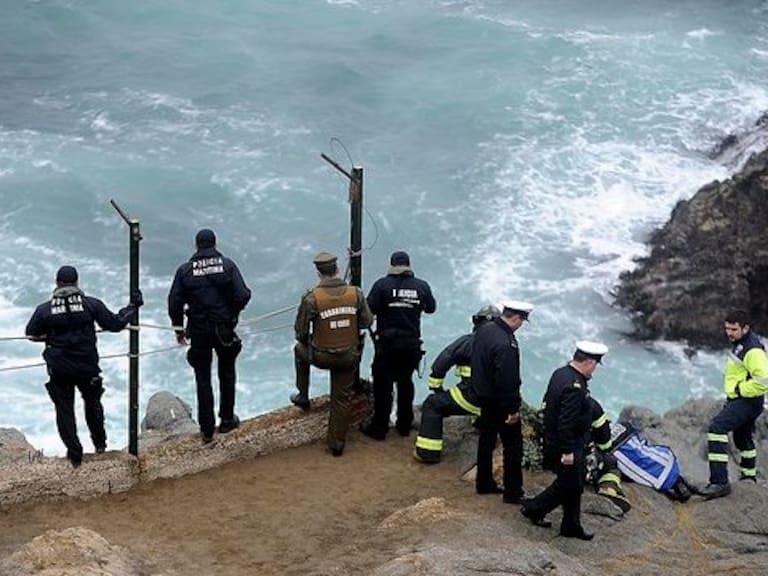 Cuerpo de una mujer es hallado en el mar frente a una playa de Valparaíso