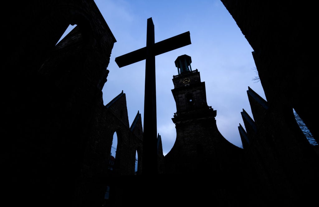 Imagen de una iglesia protestante en Alemania, luego que se presentara un informe sobre los abusos sexuales a menores en ese grupo religioso.