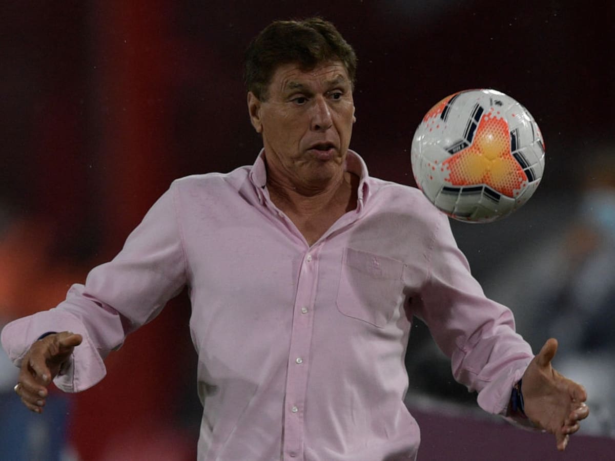 Juan Ramón Carrasco fue ofrecido para dirigir a Colo Colo