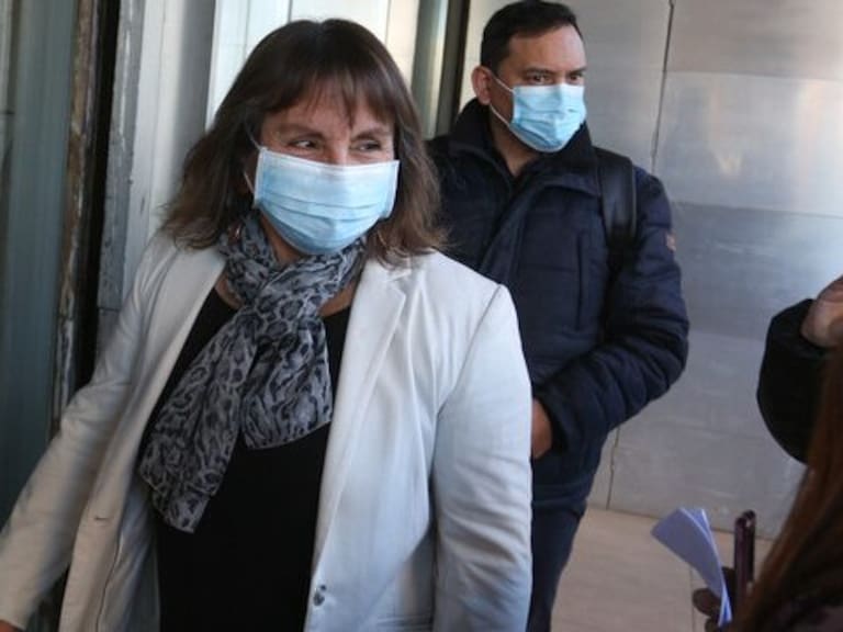 Ministra Jeanette Vega confirma que tiene coronavirus