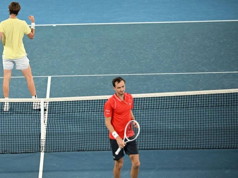 Daniil Medvedev es eliminado del Abierto de Australia a manos de Sebastián Korda