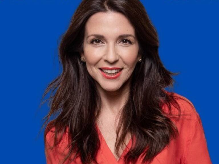 Karla Constant comparte divertido momento con su hermano