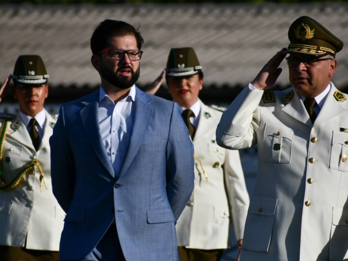 Presidente Boric participa de la ceremonia por el Día del Carabinero en Puerto Montt