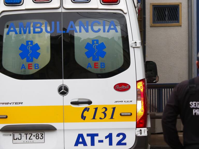 Trasladan de urgencia a 13 niños y cuatro adultos en Puchuncaví por presunta intoxicación