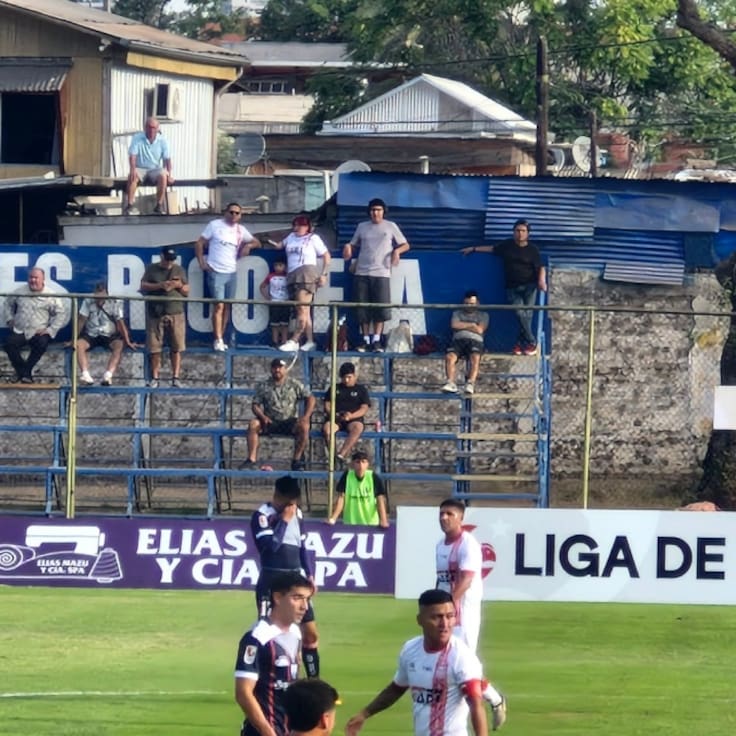 La imagen que todos comentan en la Primera B: de lo más insólito del año en el fútbol chileno