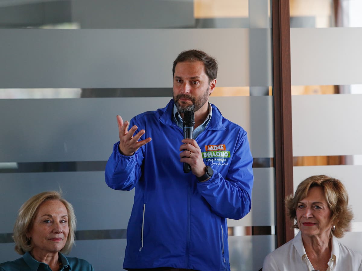Jaime Bellolio apuesta a la “continuidad operativa” y “promover la vida buena que existe en Providencia” en su rol como alcalde