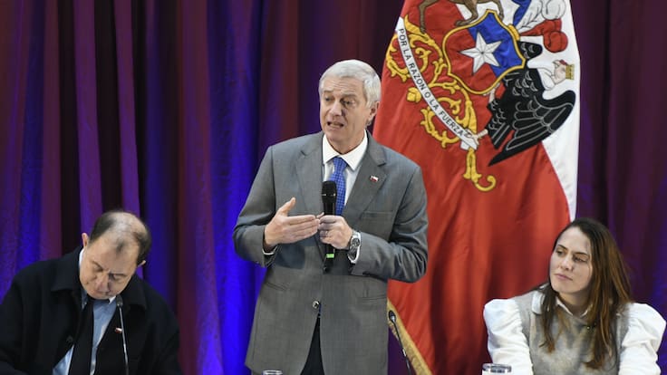 Gobierno anuncia proyecto de ley “Rol Único de Vándalos” para quitar beneficios sociales a infractores