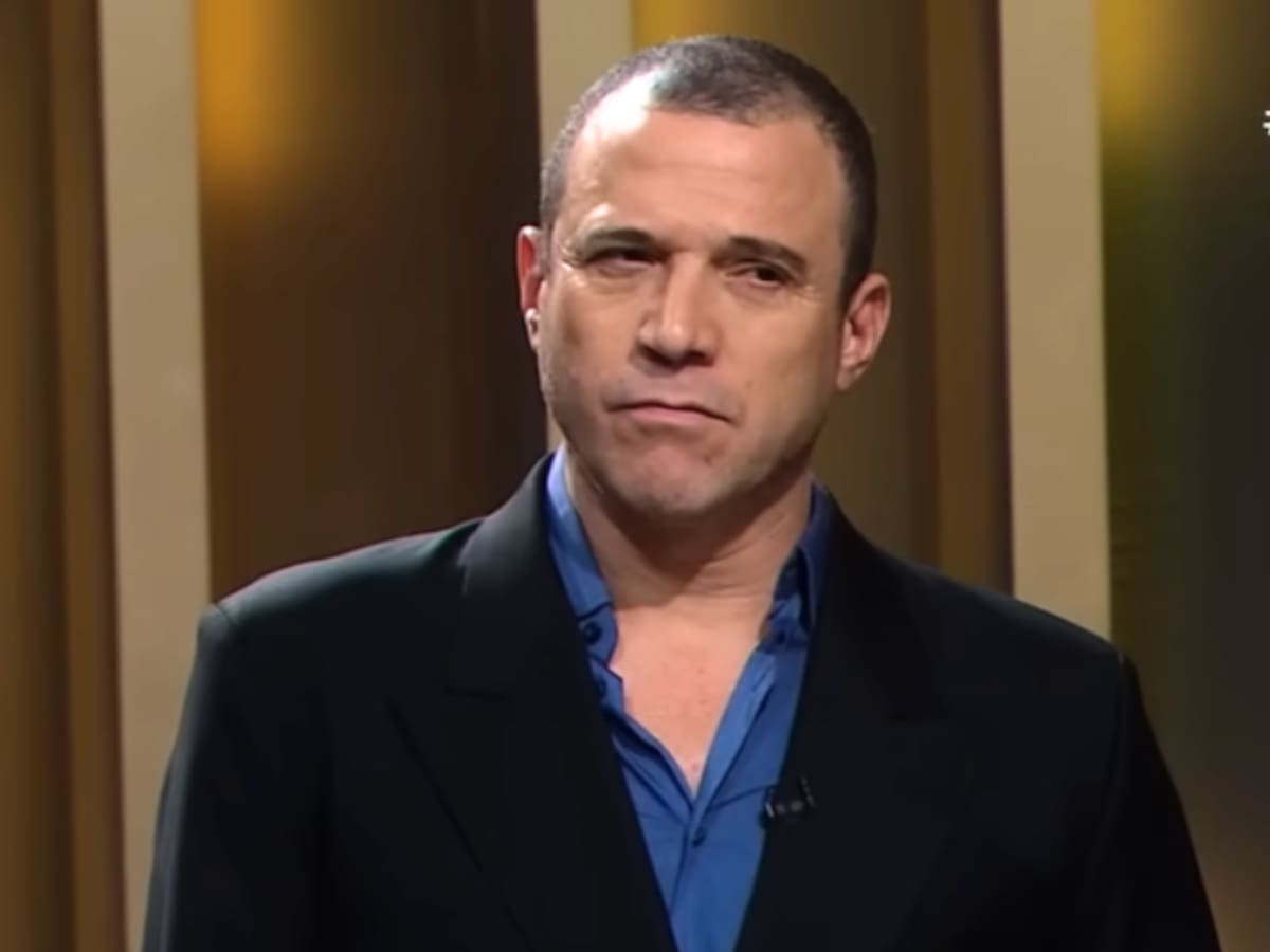 Duro golpe para Julián Elfenbein: aseguran que no será parte de importante hito televisivo este 2026