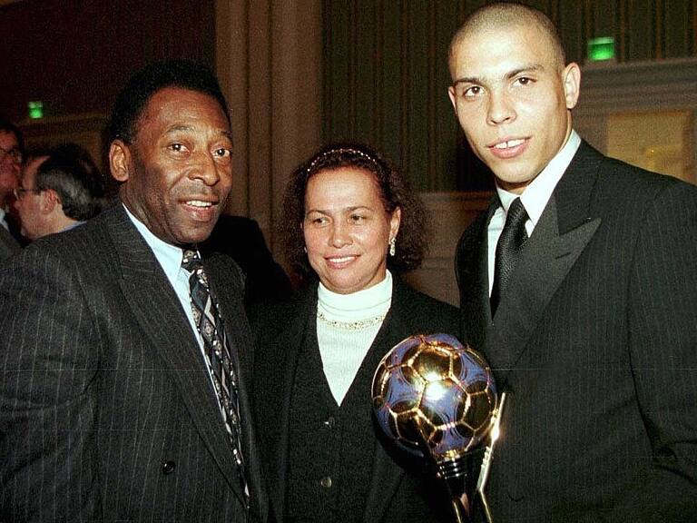 Ronaldo homenajea a Pelé: "Tu talento es una escuela que todo jugador debería repasar"