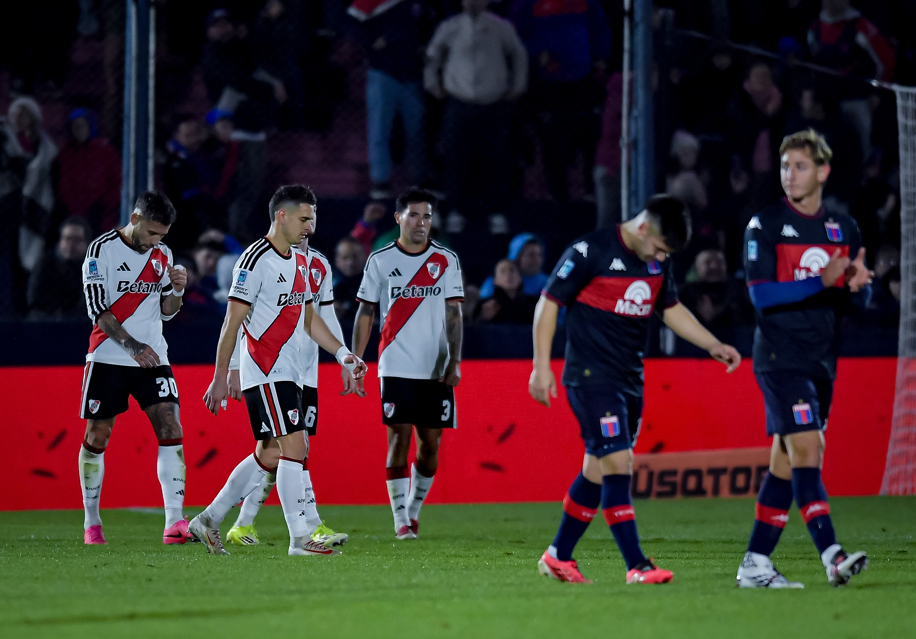 River volvió a perder, ahora ante Tigre