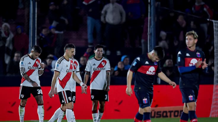 “Recuerdos de Vietnam”: River sumó una nueva derrota y es colista absoluto del Clausura 2026 en Argentina