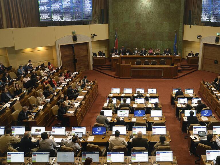 11 DE MARZO DE 2020/VALPARAISOHemiciclo , durante el Proyecto de ley que modifica la ley N° 18.892, General de Pesca y Acuicultura, para establecer una cuota de género en la integración de los órganos y el registro pesquero artesanal que ella regula.
FOTO: PABLO OVALLE ISASMENDI/AGENCIAUNO