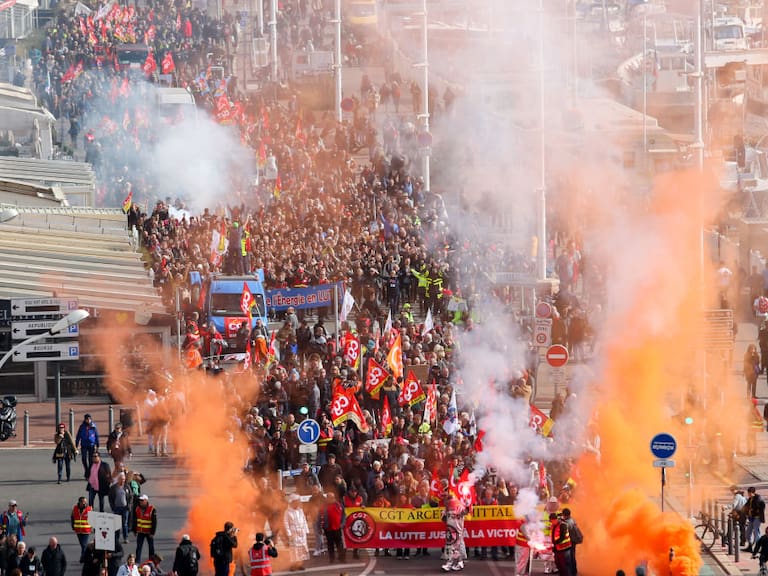 En Marsella se vieron protestas contra la reforma de pensiones en Francia